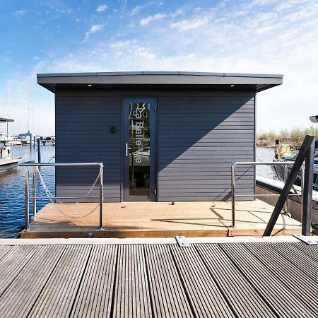 Beautiful Houseboat In Marina Of Volendam Hotel Ngoại thất bức ảnh