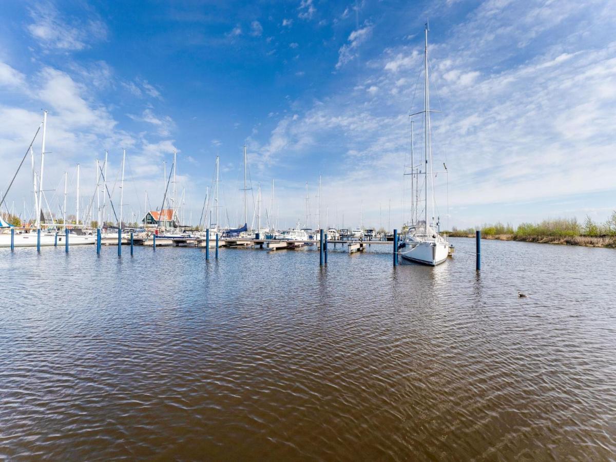 Beautiful Houseboat In Marina Of Volendam Hotel Ngoại thất bức ảnh