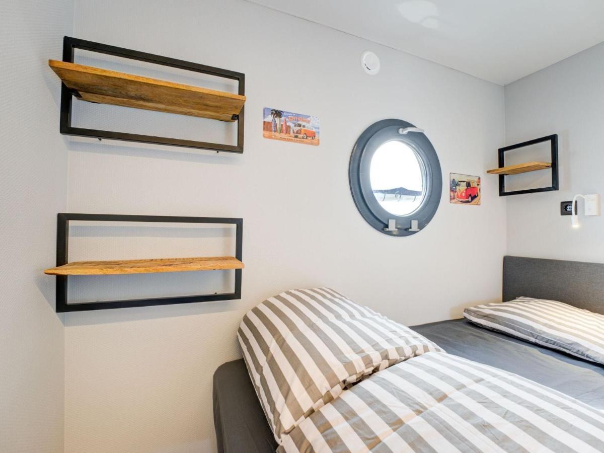 Beautiful Houseboat In Marina Of Volendam Hotel Ngoại thất bức ảnh