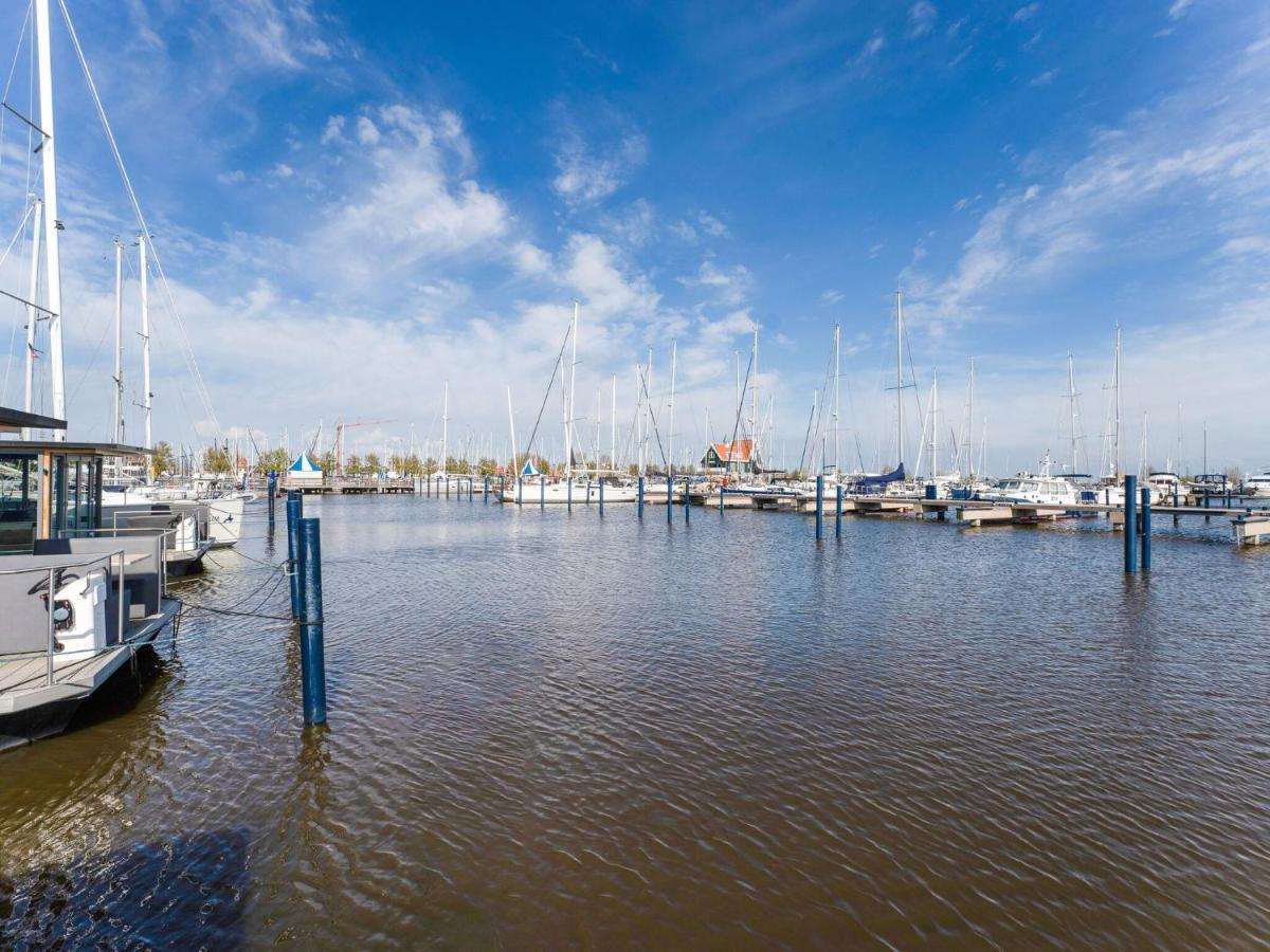Beautiful Houseboat In Marina Of Volendam Hotel Ngoại thất bức ảnh